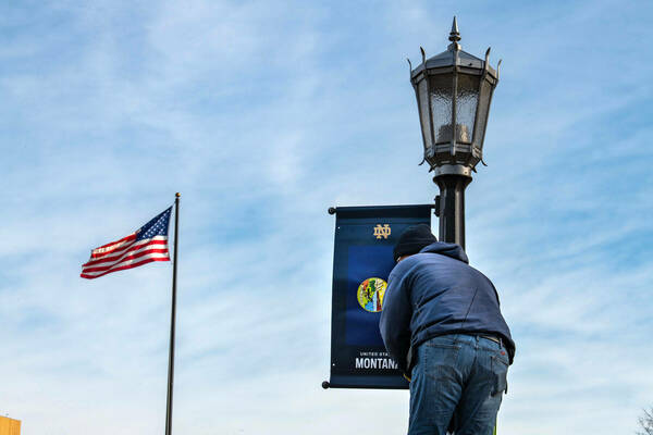 Installation of light pole banner